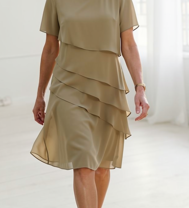 Júlia – elegáns fodros ruha