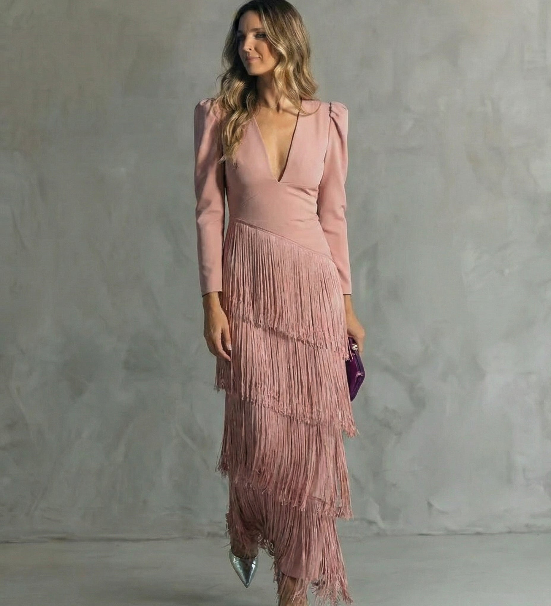 Clara - Elegáns midi ruha bojt ujjakkal